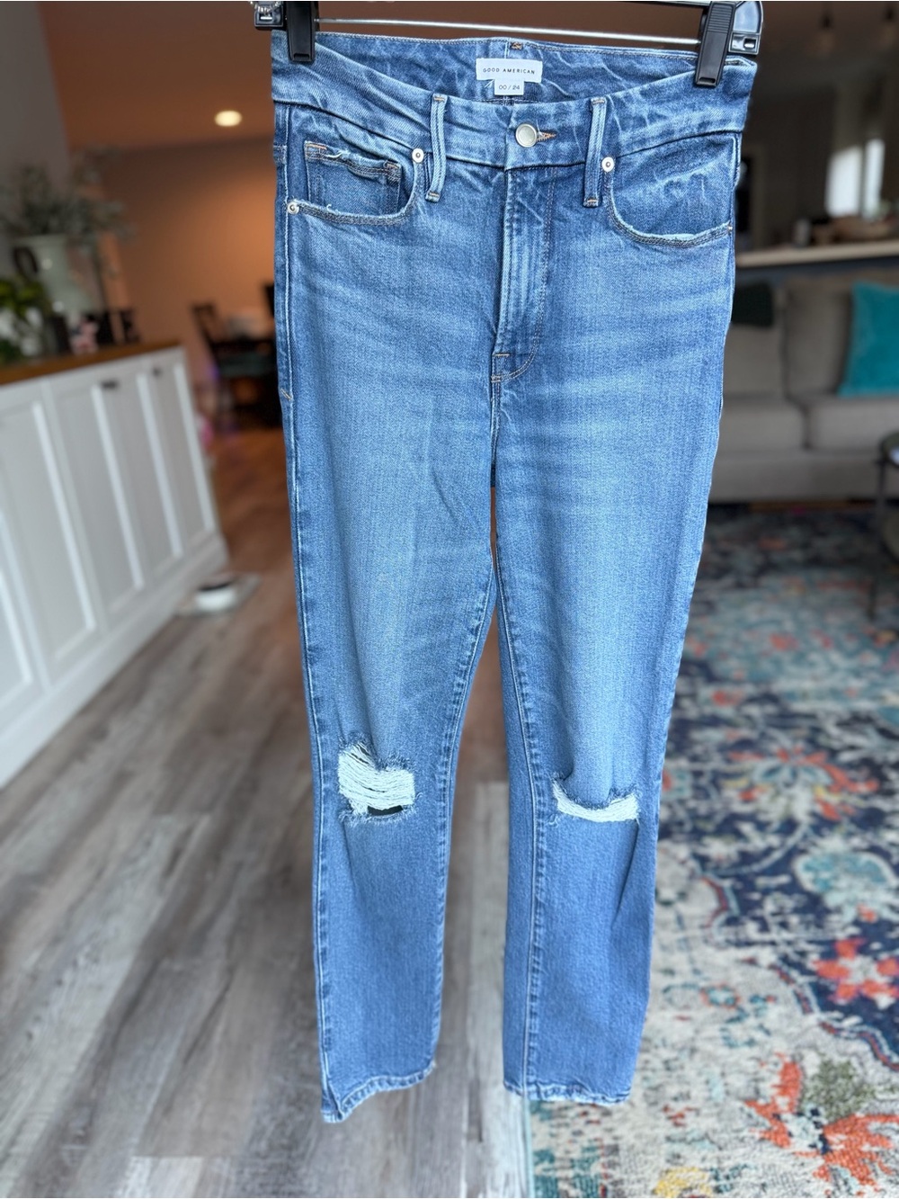 Good American Classic Jeans – Size 00/24 💙